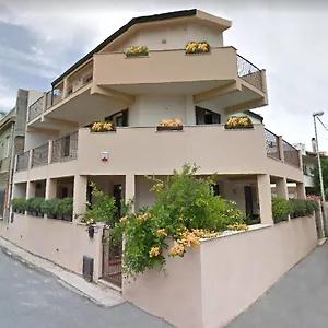 Bed & Breakfast Casa Stone, Milazzo