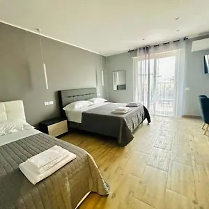 Bed & Breakfast Aqua - And, Milazzo